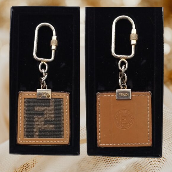 VINTAGE FENDI ZUCCA LEATHER + COATED CANVAS FF LOGO KEYCHAIN CHARM + BOX - Picture 4 of 4
